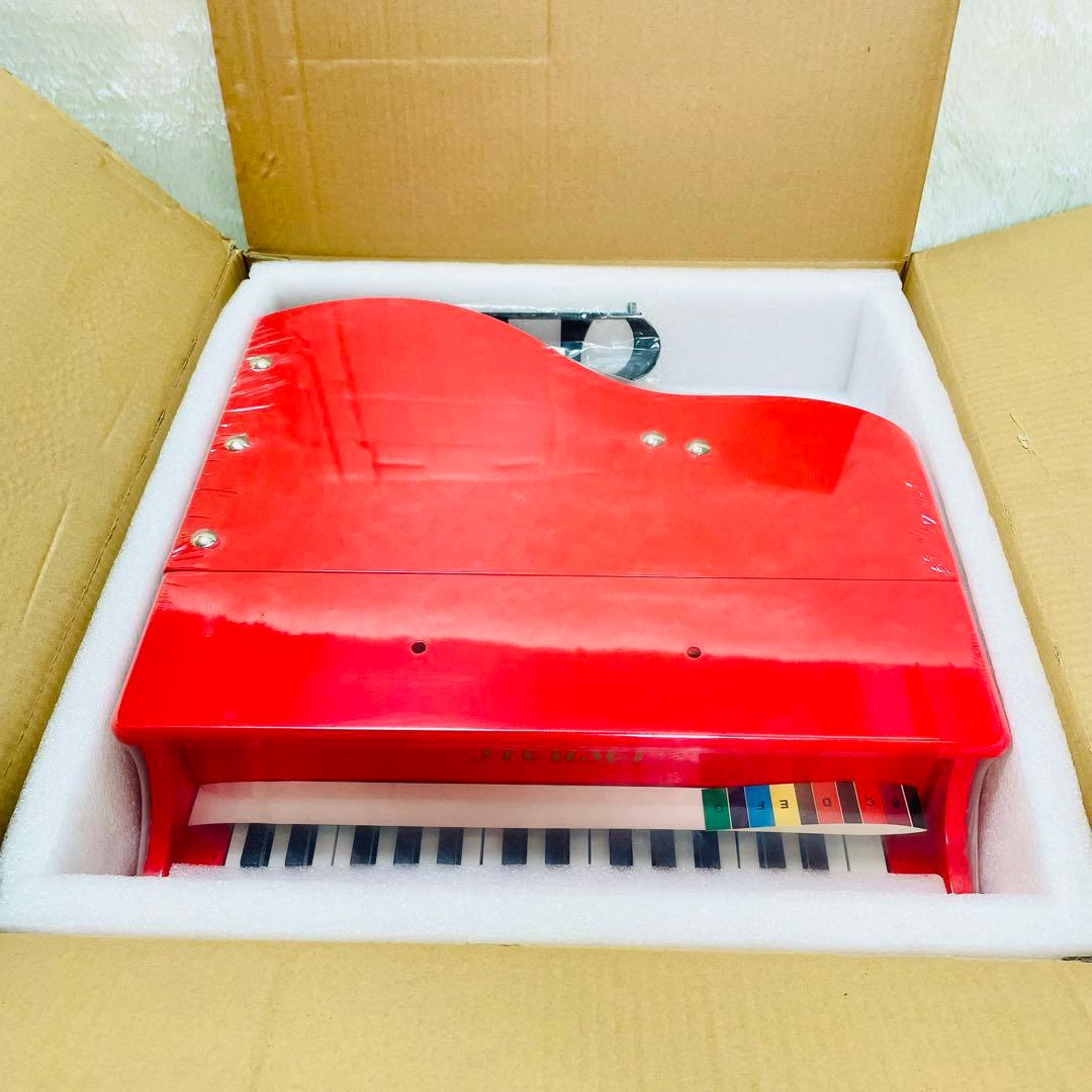 未使用品　希少なレッド　heuser ミニ　グランドピアノ　子供用