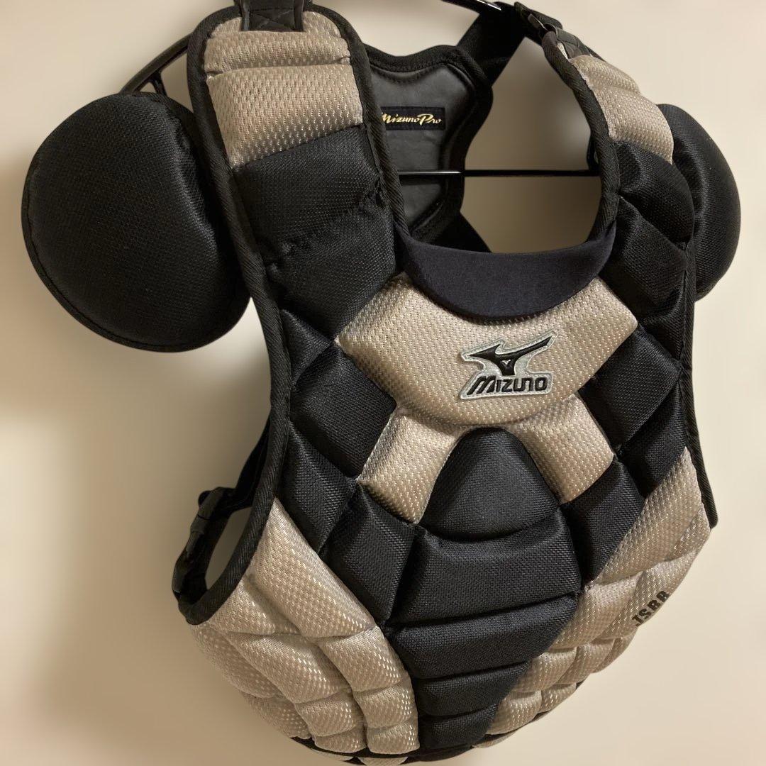 Mizuno Pro キャッチャー 防具 プロテクター 黒　金　一般軟式用