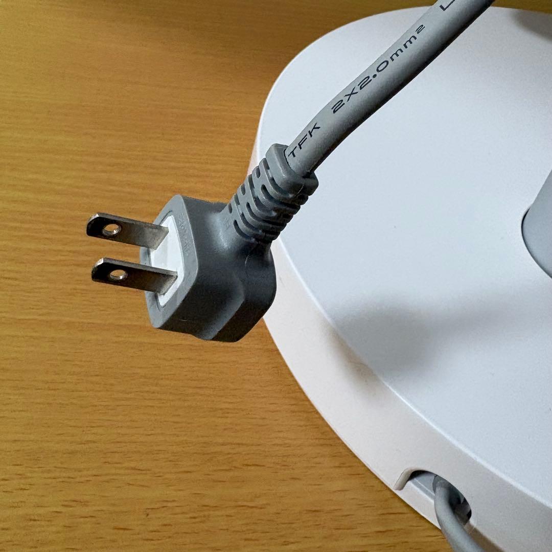 ダイキン 遠赤外線暖房機 セラムヒート CER11YS-W 2022年製