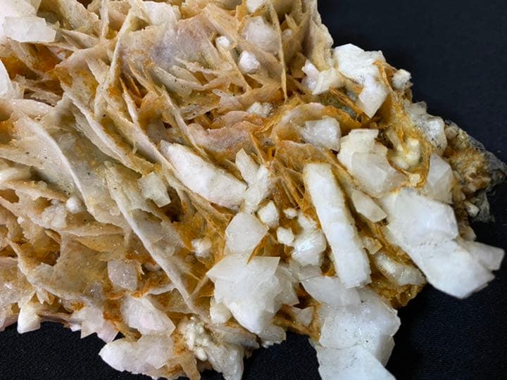 氷長石　正長石　アデュラリア 鉱物標本　鉱物