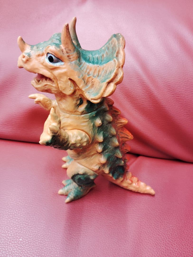 ピ*ロ様 激レア！ 当時もの パチ怪獣　トリケラン　三浦トーイ　当時物　昭和レト