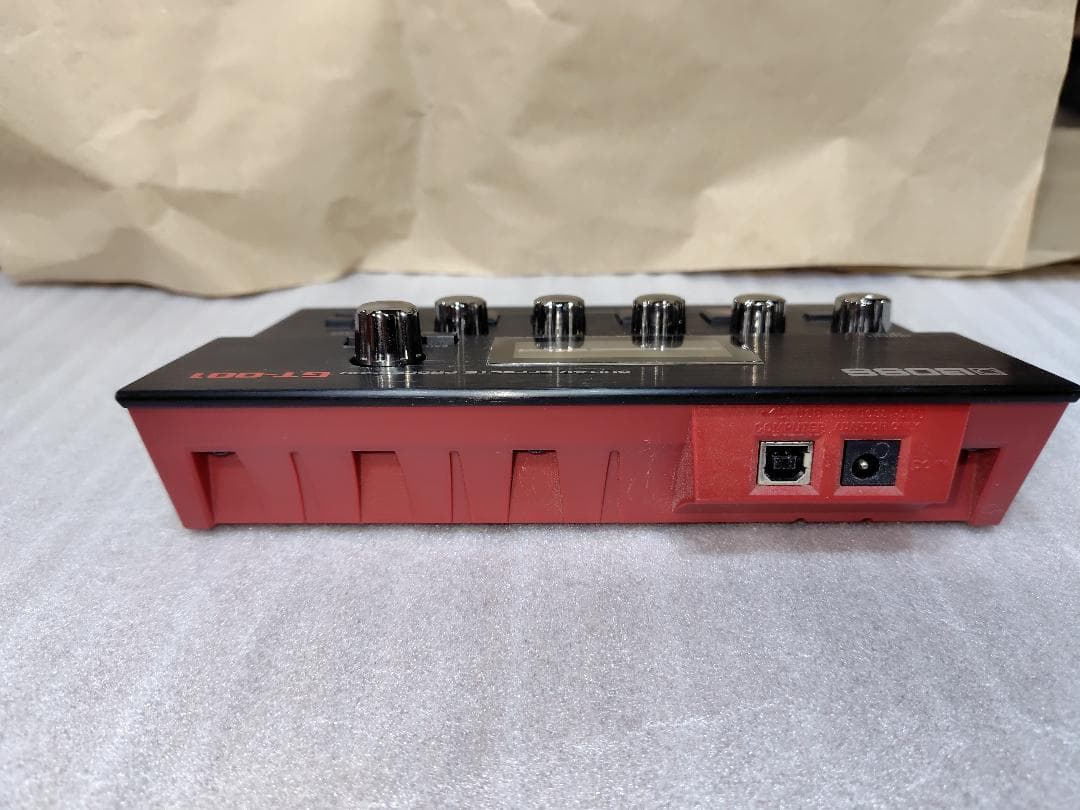 BOSS GT-001 ギターマルチエフェクター