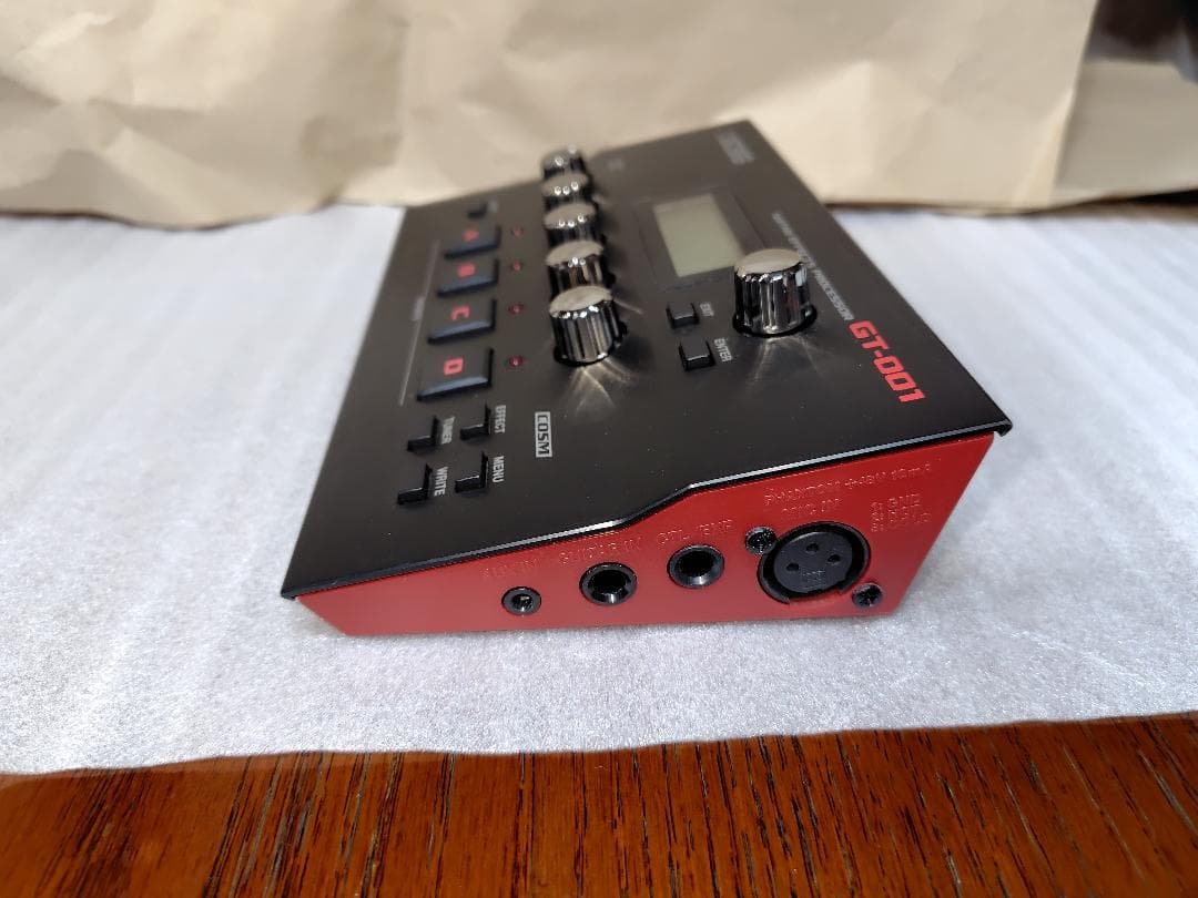 BOSS GT-001 ギターマルチエフェクター