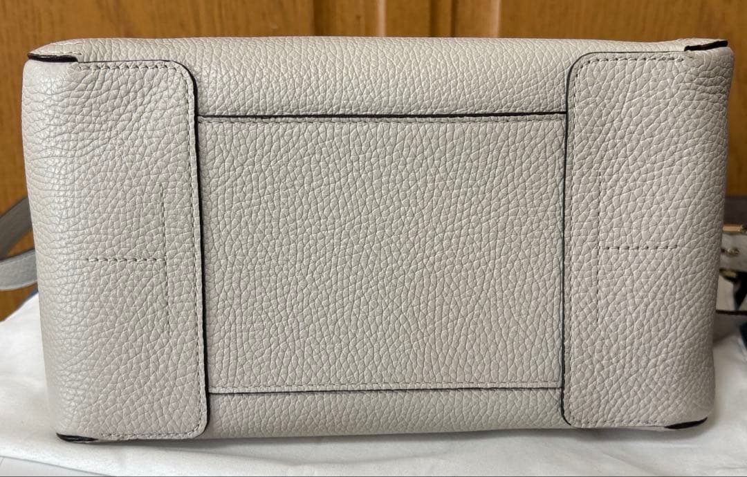 変更！FURLA グレー ショルダーバッグ レザー製