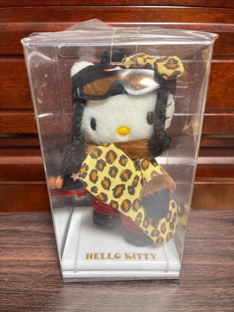 希少激レア新品 ハローキティ ポイントドール スノボ ナース イチゴ