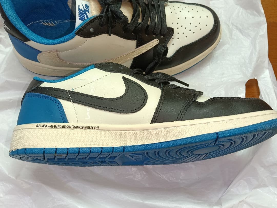 だ*い様 NIKE Air Jordan 1 ホワイト/ブラック/ブルー