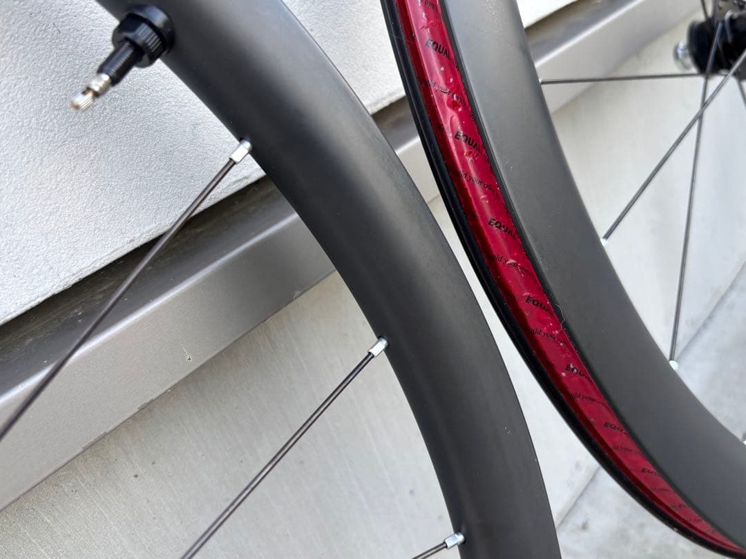 カーボンホイール　ディスク　 シンプル　SRAMハブ　軽量