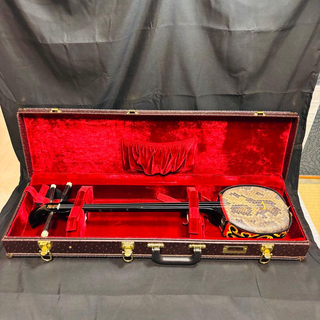 沖縄三線 日本製 楽器 弦楽器　ハードケース付き