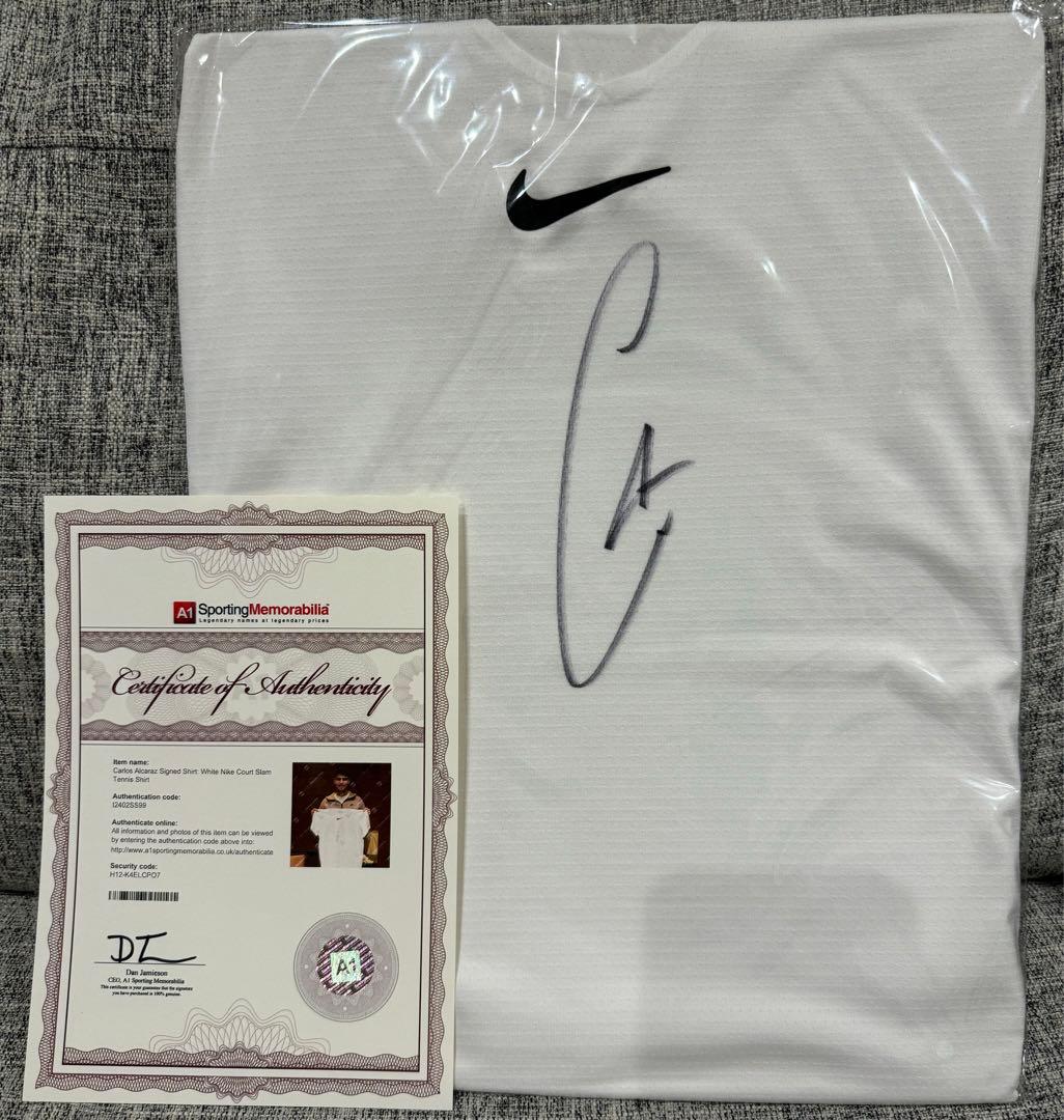 カルロスアルカラス 直筆サイン入り NIKEコートスラムシャツ テニス