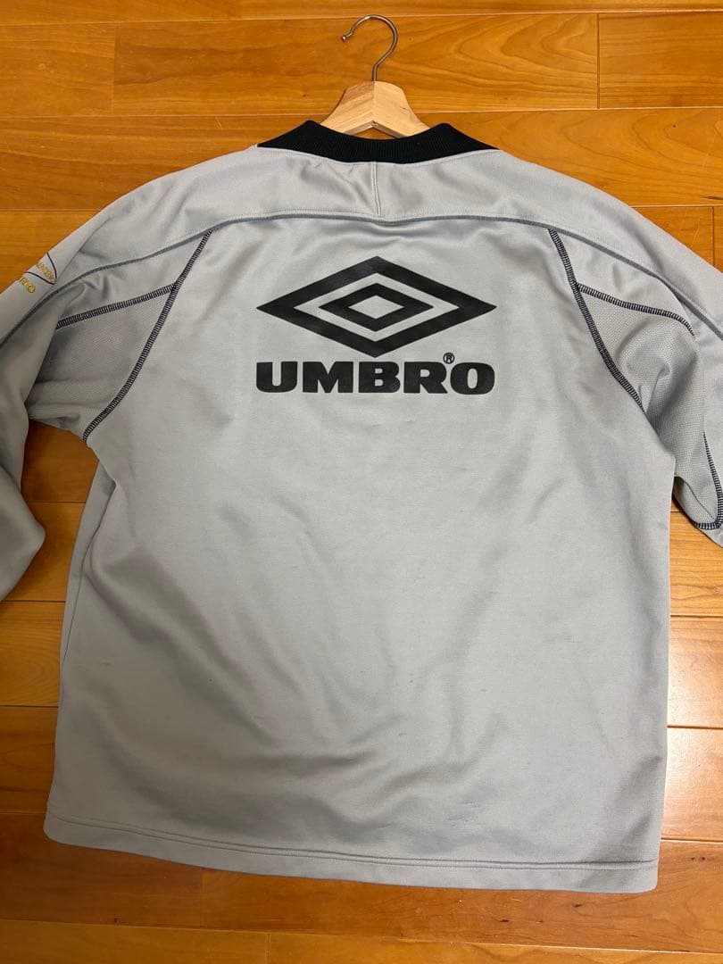 UMBRO アンブロ スウェット トレーナー グレー 長袖
