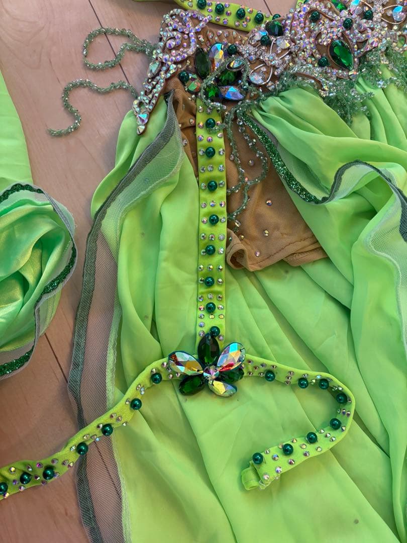 ベリーダンス セットアップ ライトグリーン