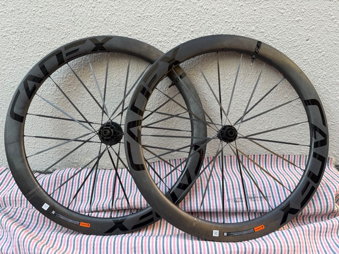 CADEX 50 Ultra Disc tubeless 付属品あり