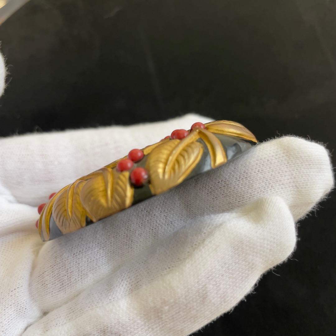 【18】AKIO MORI 珊瑚と金彩のブローチ　ヴィンテージ　レア