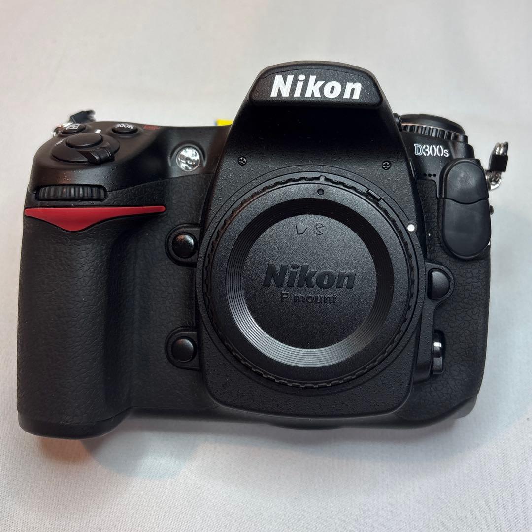 Nikon D300Sショット数8,487枚 デジタル一眼レフカメラボディ