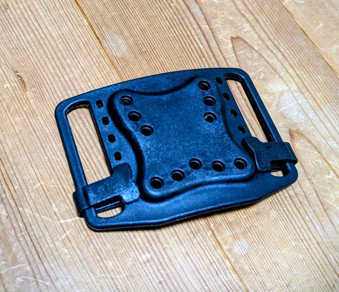 グロック17　+　(実物)BHI CQCホルスター