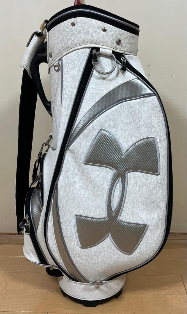 アンダーアーマー ゴルフキャディバッグ（中古品）