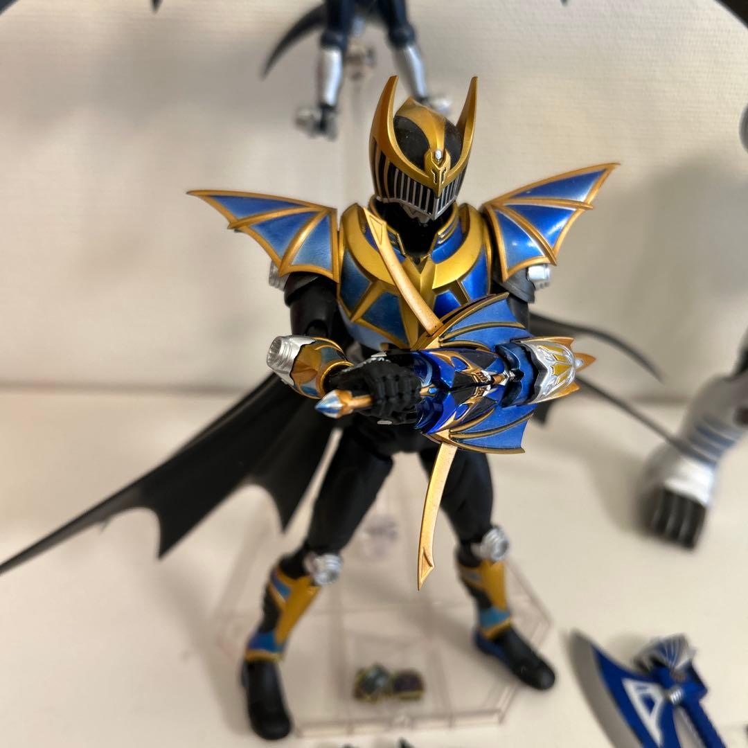 S.H.figuarts フィギュアーツ 仮面ライダータイガ ミラーモンスター付