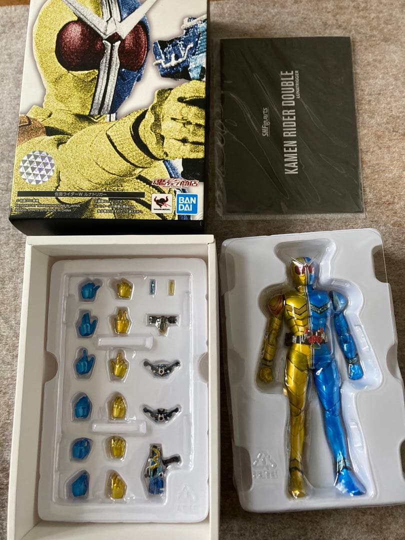 真骨彫　仮面ライダーw ルナトリガー