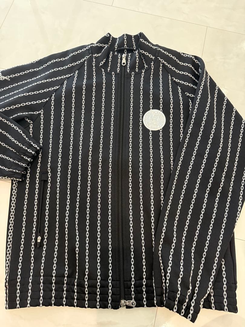 マークアンドロナ　セットアップ➕キャップ　3セット