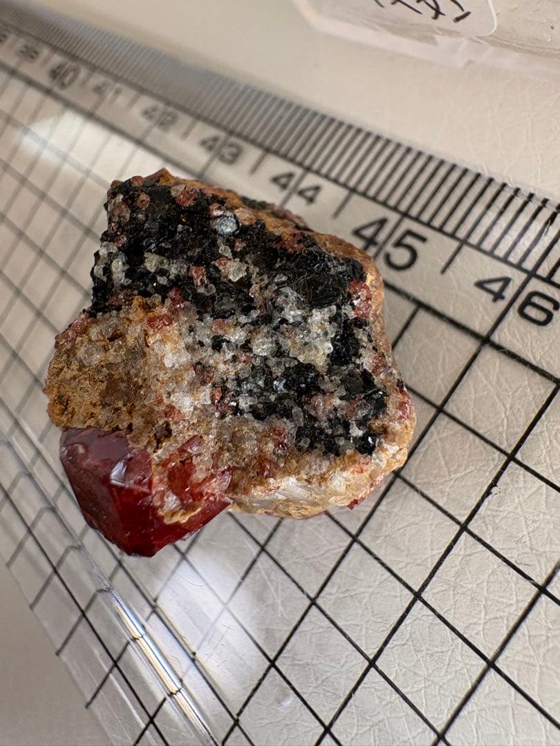 ジルコン　パキスタン産