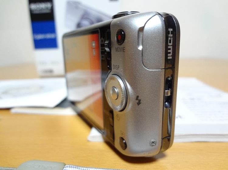 美品 SONYデジタルカメラDSC-WX7 シルバー 動作OK 一部訳あり