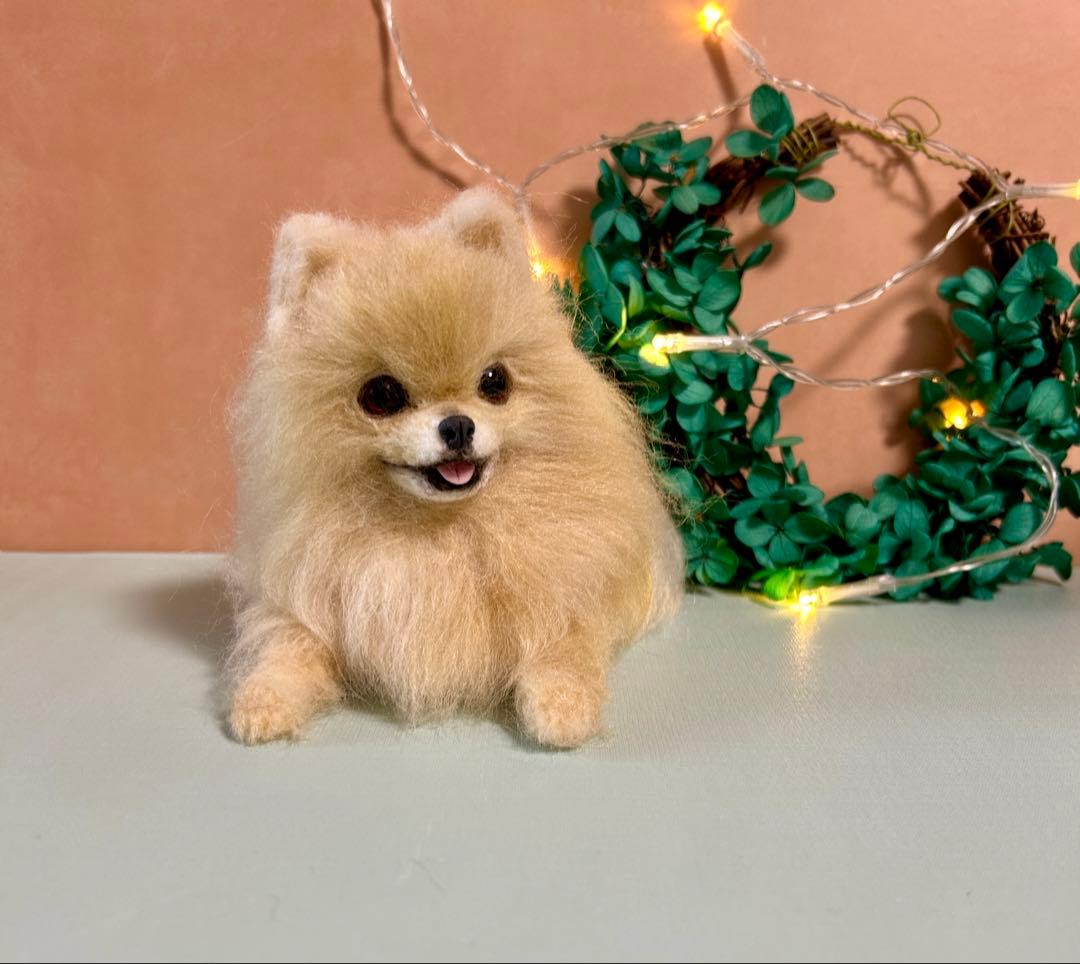 羊毛フェルト　ふわもこポメラニアン