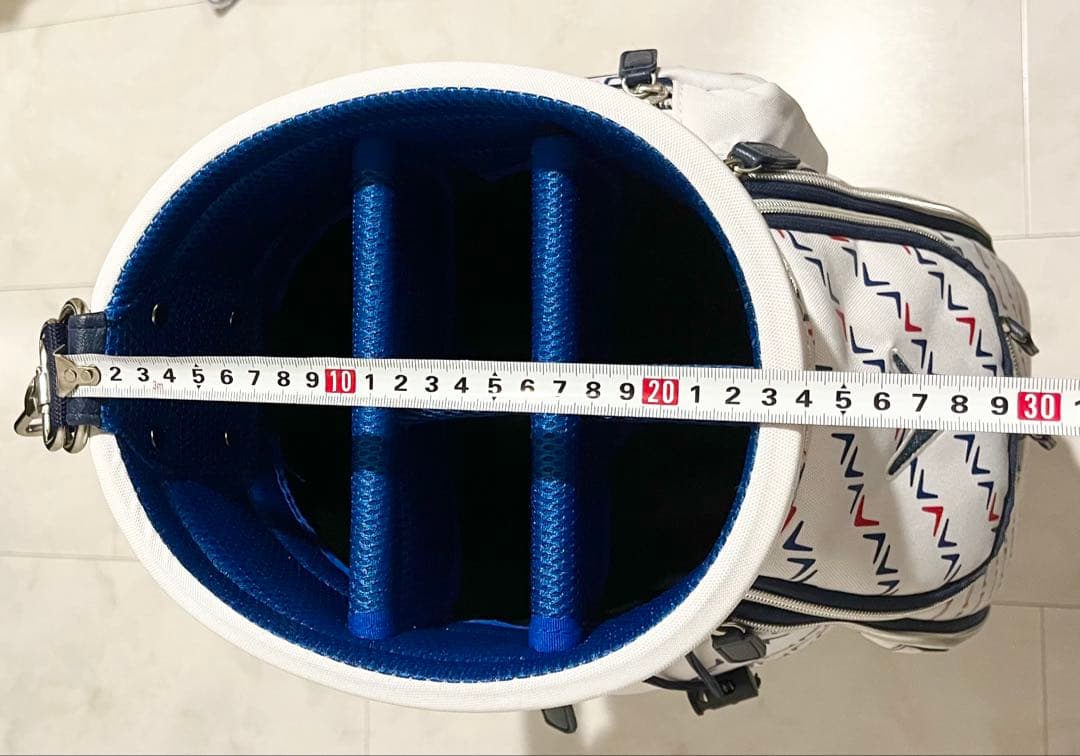 【美品】キャロウェイ ゴルフ キャディバッグ V字グラフィック柄 巾着ポーチ付き