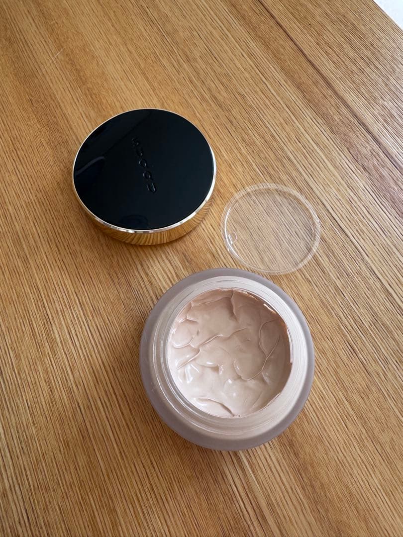 SUQQUザファンデーション205