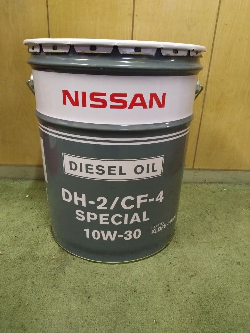 発送日1月3日 日産 DH2/CF4 スペシャル 10W-30 20L