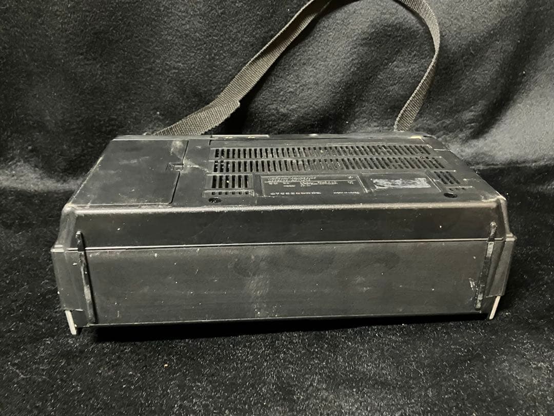 松下電器 ラジオ RF-1010 FMのみ通電確認　B2218