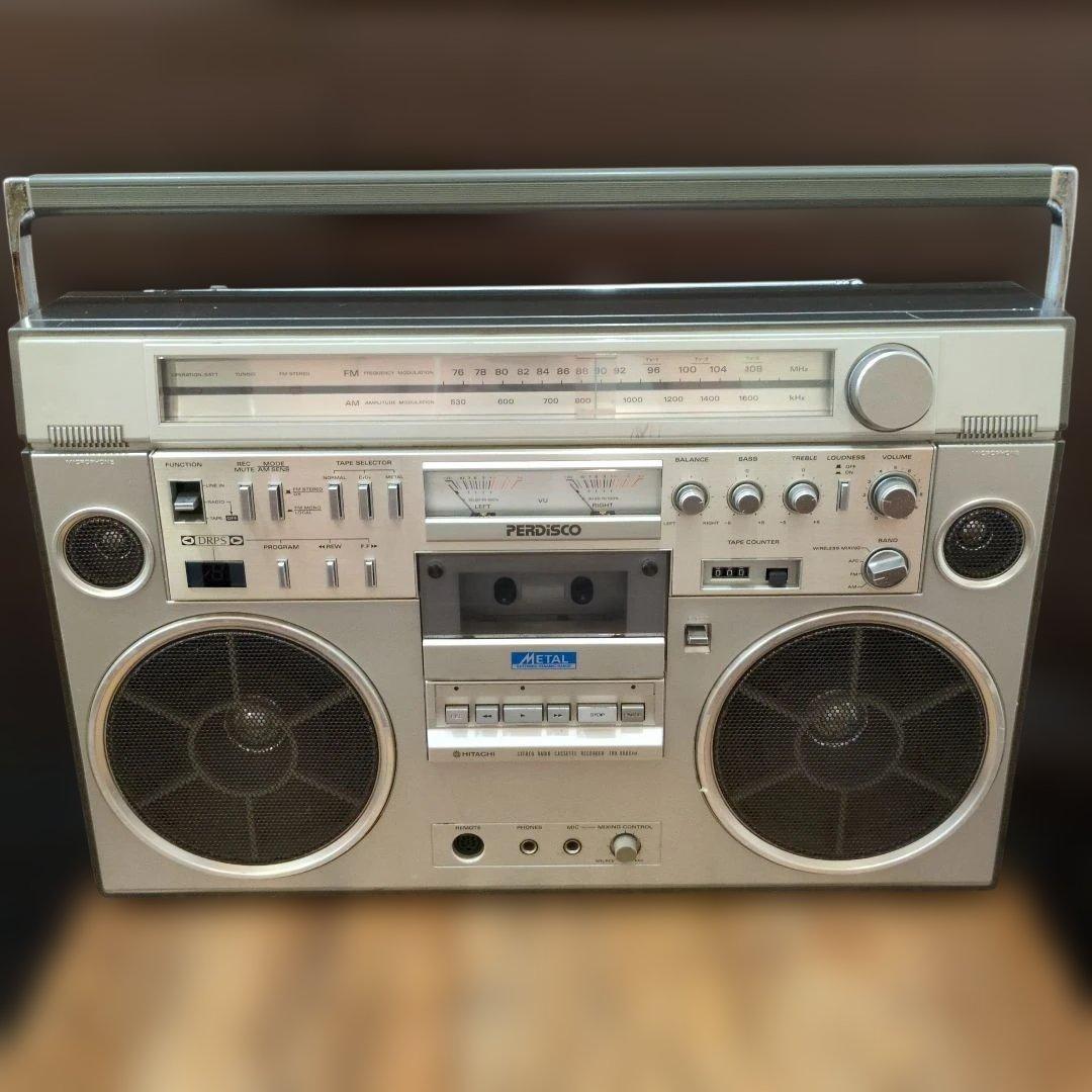 名機　日立 TRK-8600 RMラジオ・カセットレコーダー