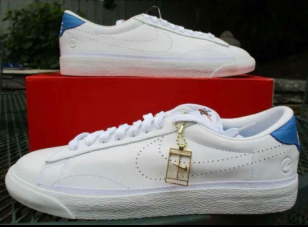 NIKE AIR ZOOM テニスクラシック 27.5cm 新品未使用