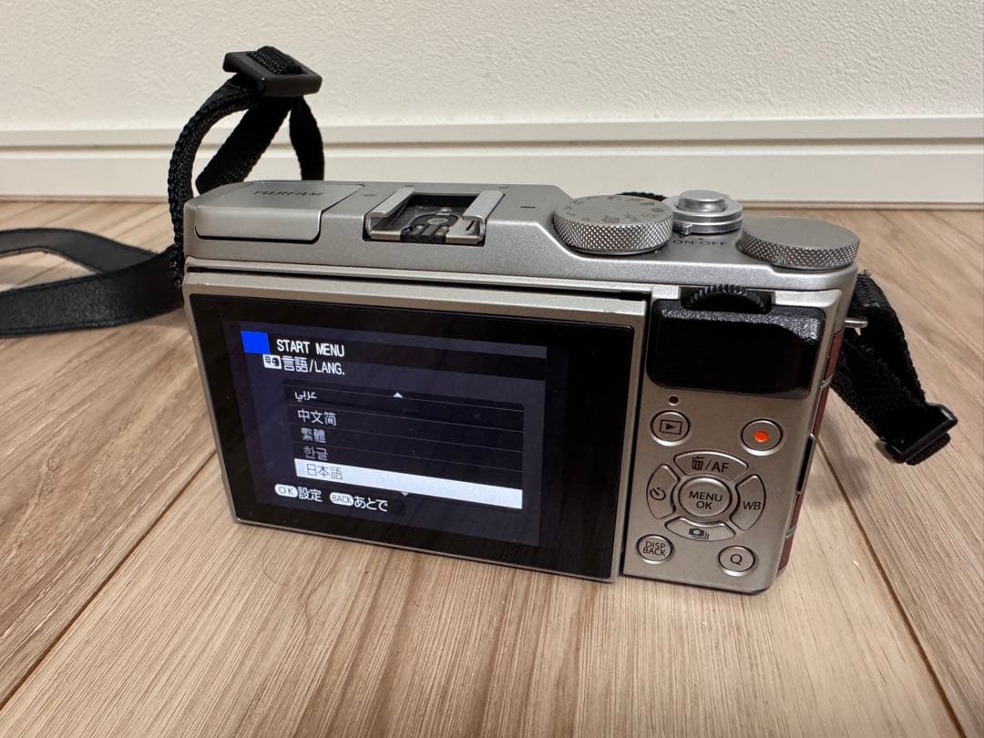 【本体のみ】Fujifilm X-A3 ミラーレスカメラ ボディブラウン