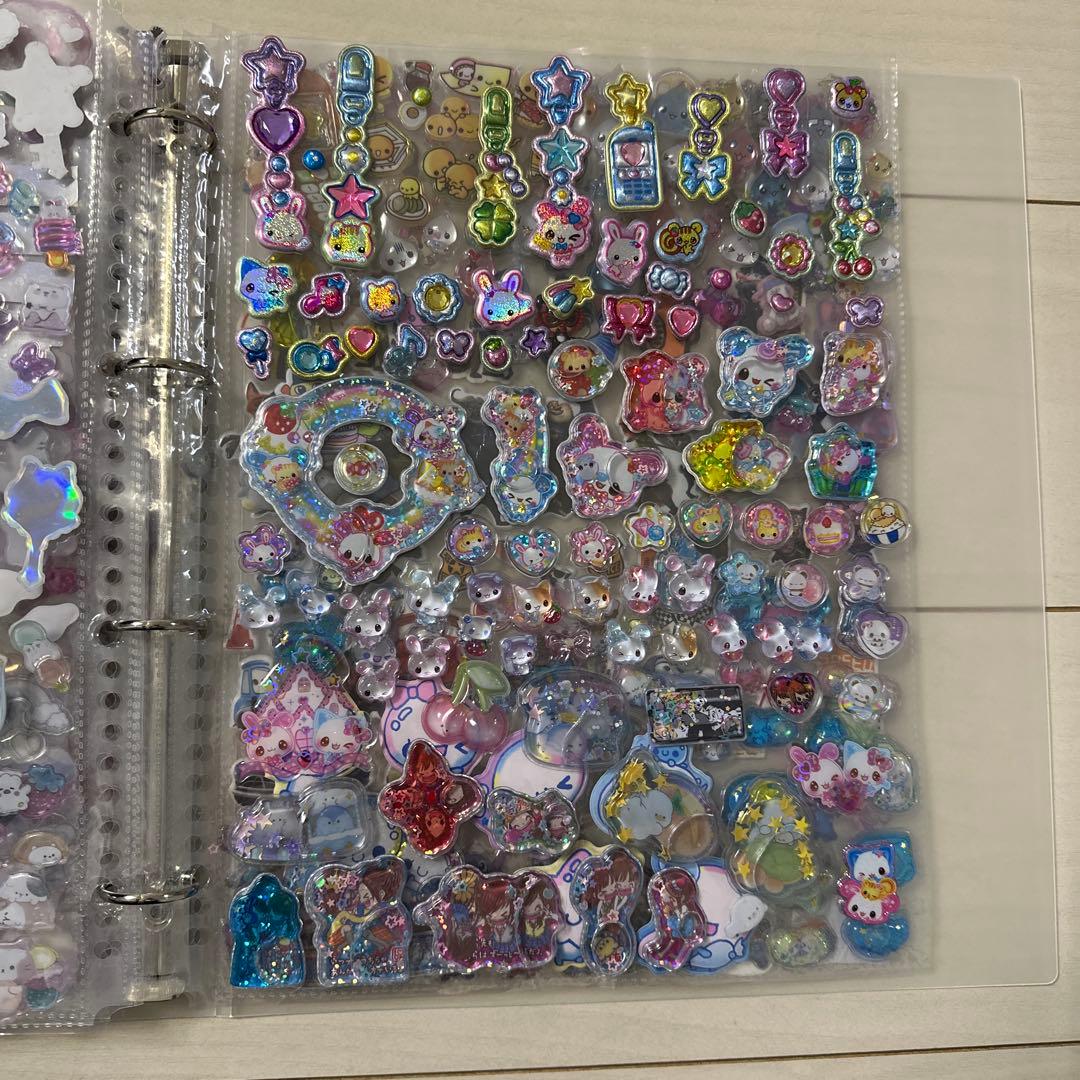 ボンボンドロップシール　キャラクターシール集 A4シール帳完成品