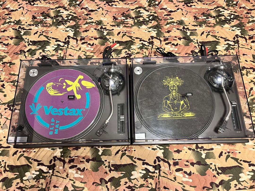 【作動確認済】テクニクス SL1200 MK3 ターンテーブル　中古