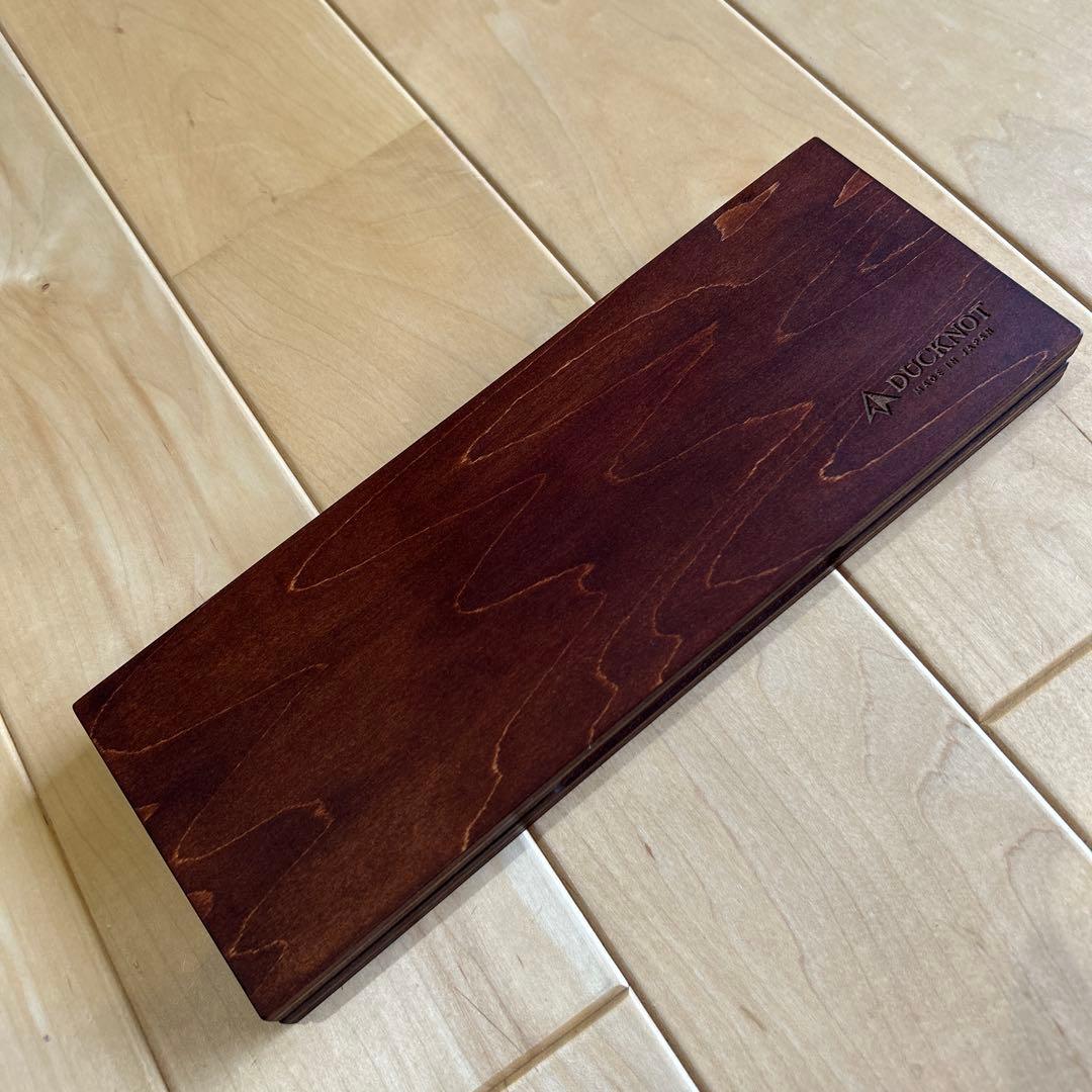 ダックノット　スリップスリッパーてーブル　ソロ木製折りたたみ収納テーブル