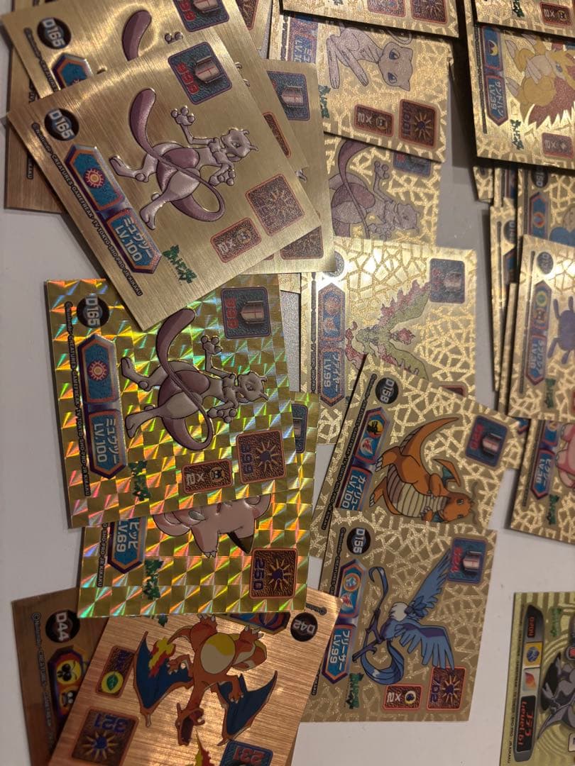 y*i様 ポケットモンスター　最強　シール列伝　キラ300枚以上