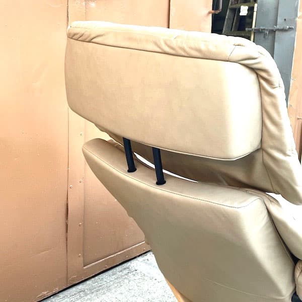 エコーネス　ストレスレスチェア　レノ　オットマン付き　ベージュ