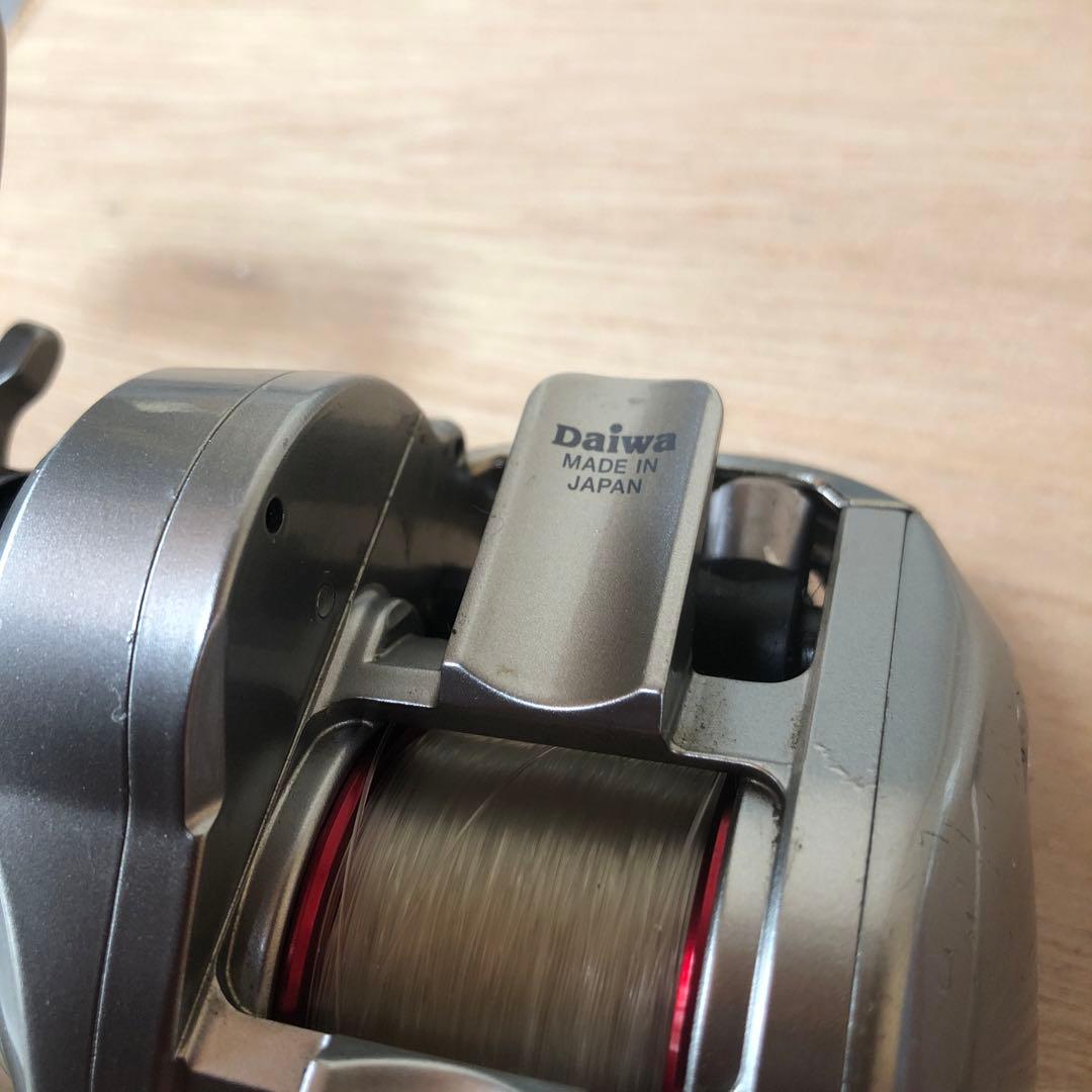 「3/17.18限定特価」Daiwa 初代TDジリオン100SH 7.1 右巻き