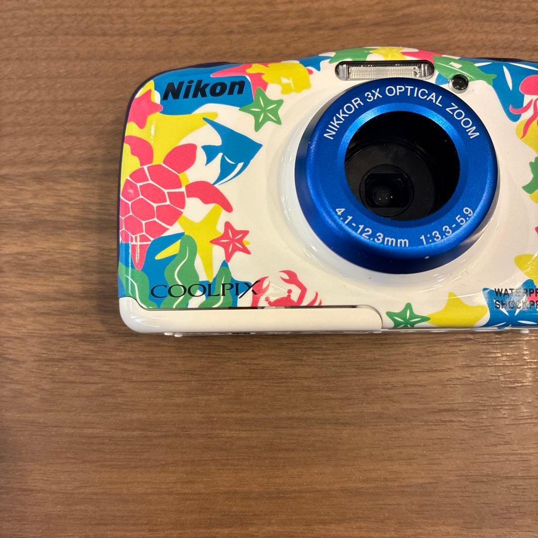 Nikon COOLPIX W100 クールピクス