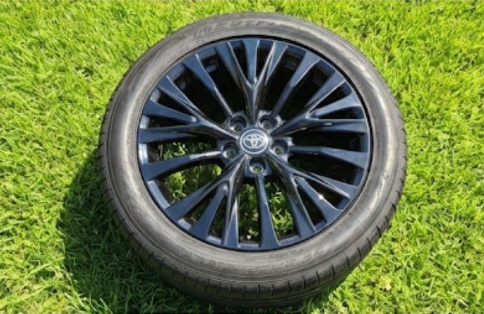 ヴェルファイア タイヤホイール 2