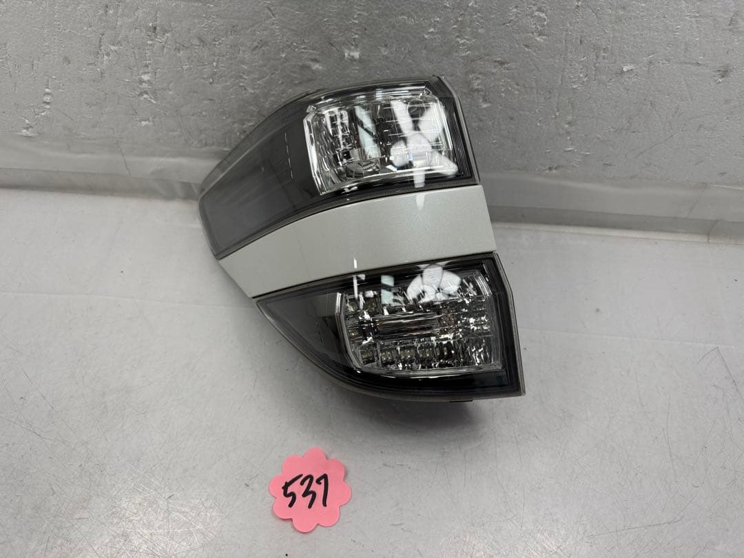 ヴェルファイア DBA-ANH20W 左テールランプ 2.4Z 758-29