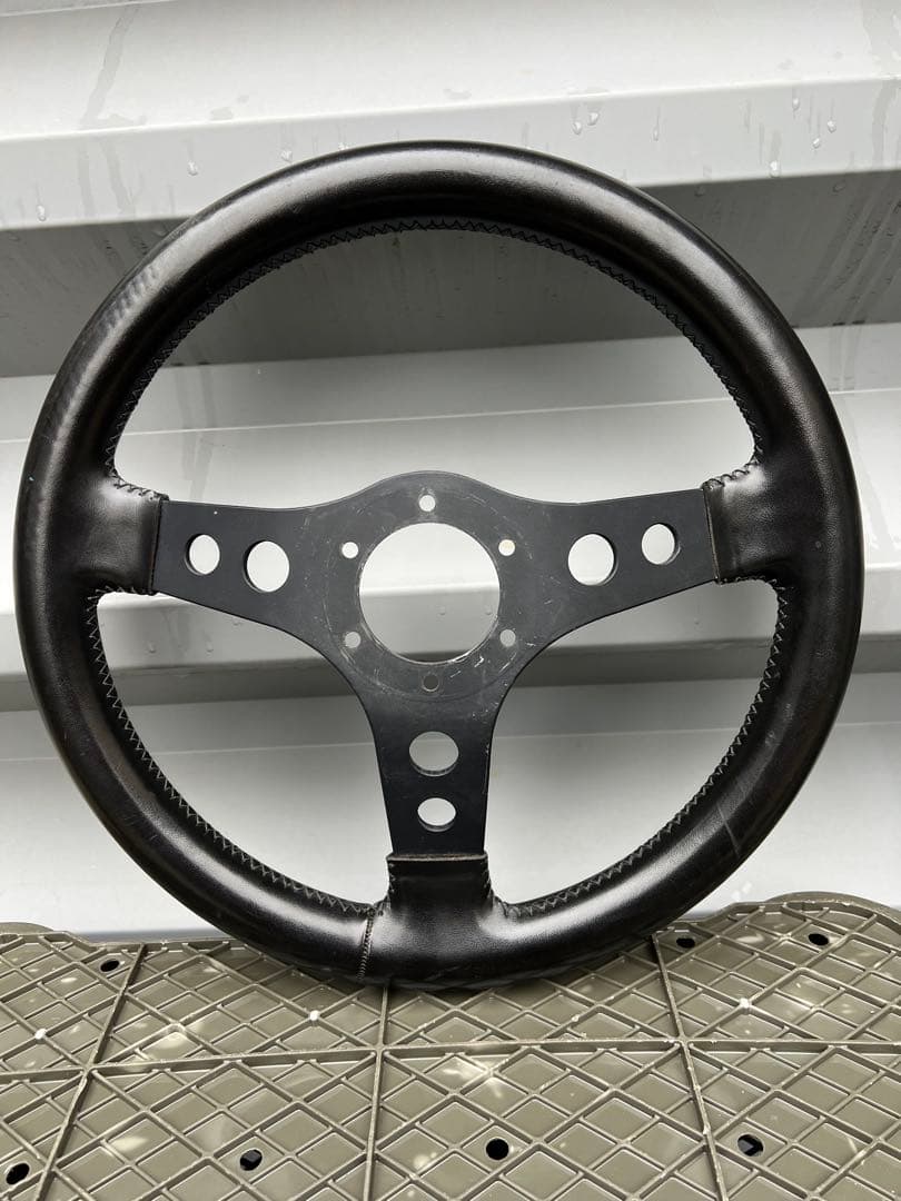 O.B.A. スポーツステアリングホイール