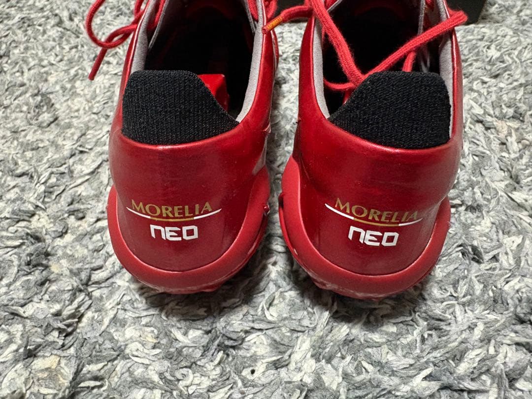 モレリアネオ4 レッド 27cm