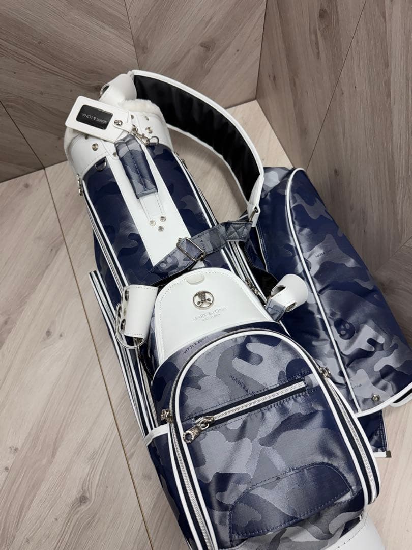 マークアンドロナ　キャディーバッグ