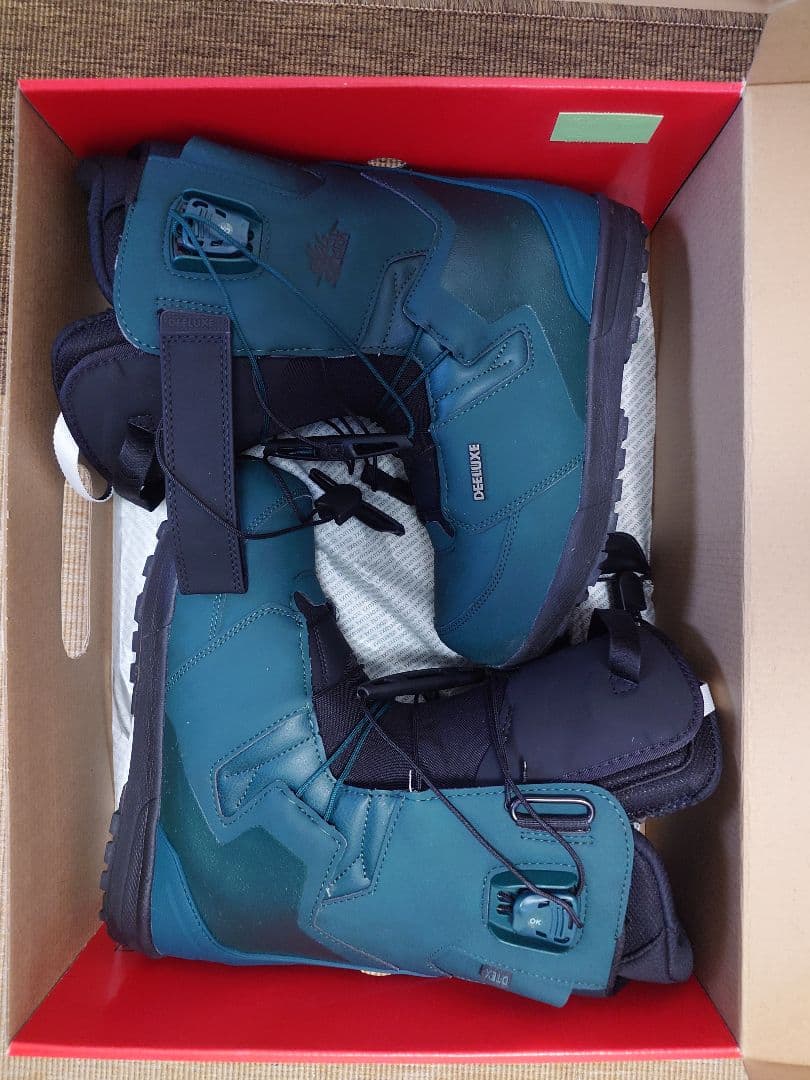 DEELUXE スノーボードブーツ 男性用 ダークグリーン