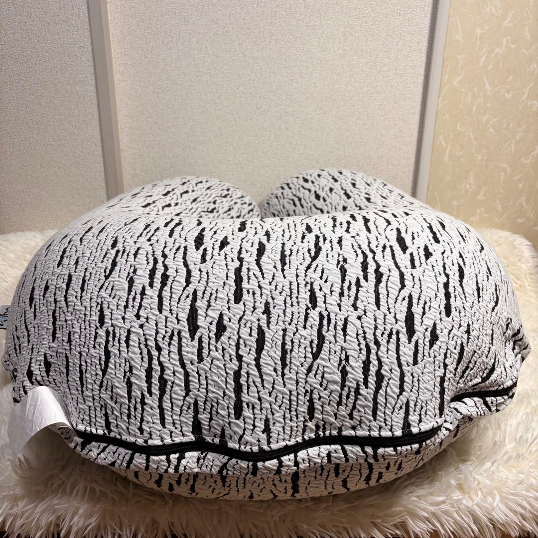 美品 Yogibo ヨギボー CT-6817（NH）U字タイプ