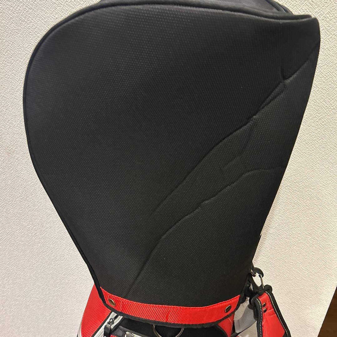 美品ナイキ レッド/ブラック 赤/黒　布地　軽量 ゴルフバッグ キャディバッグ