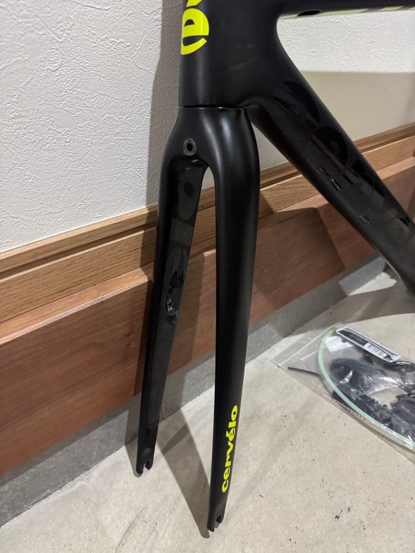 CERVELO R5 フレームセット