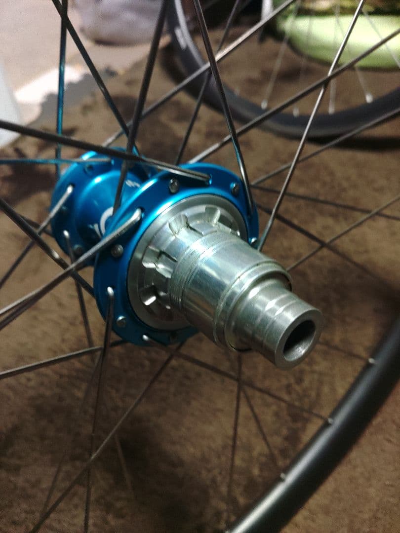 コグス手組み　カーボンホイールDR38TL industry nine ハブ